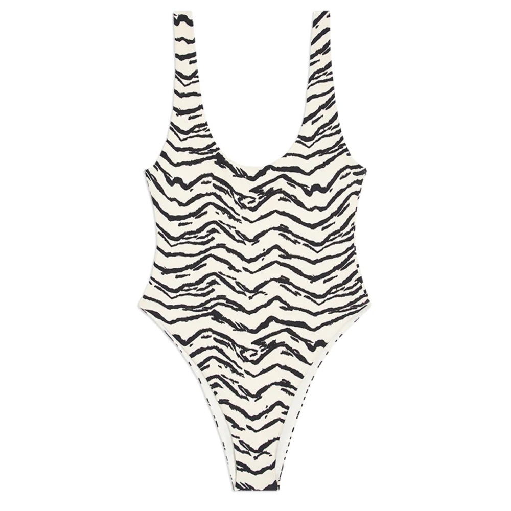 WeWoreWhat scoop one piece Tiger size M Brand new